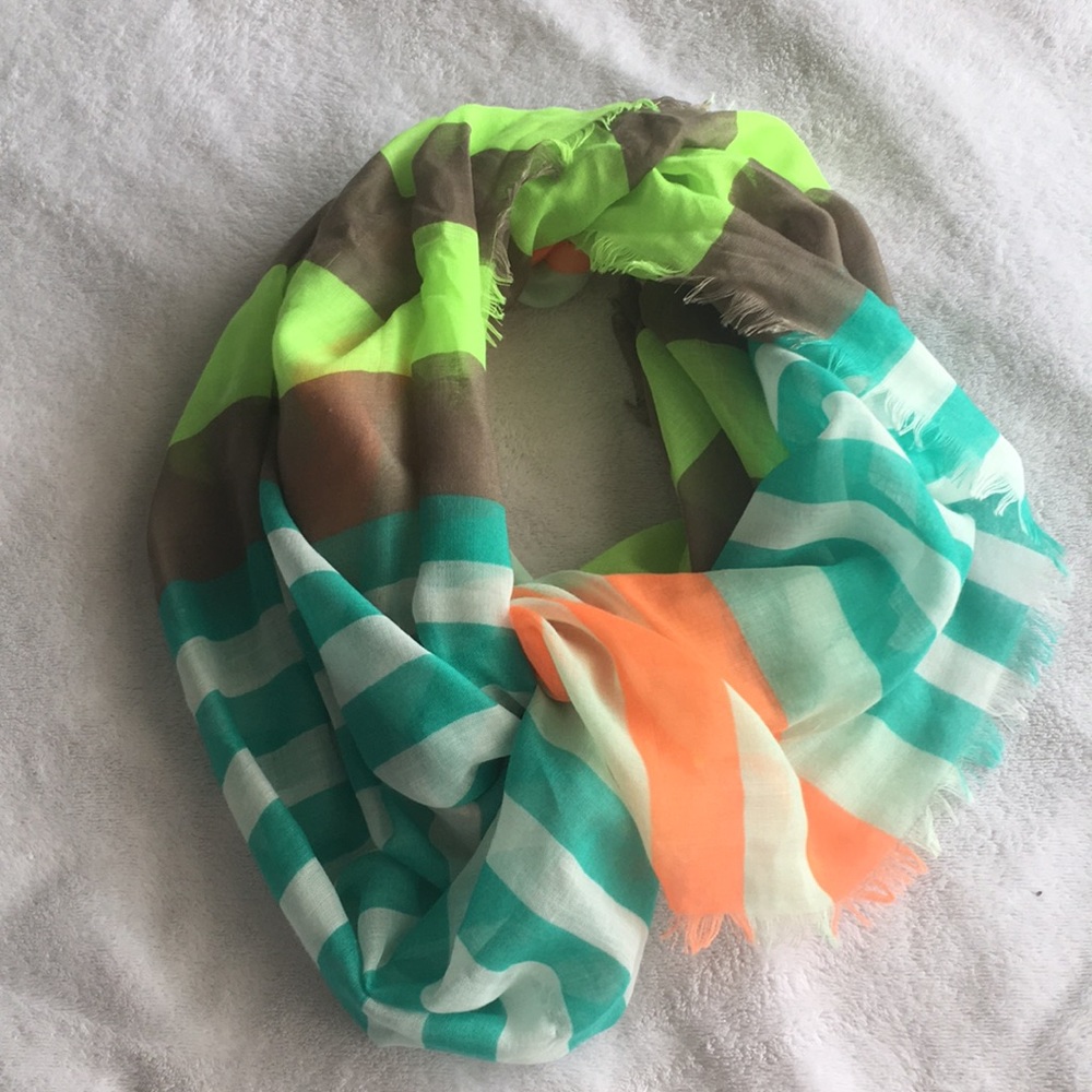 Striped scarf